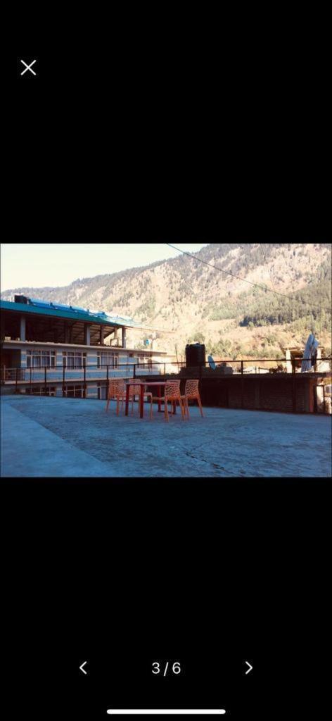 Hotel In Manali With Mountain View Near Mall Road Eksteriør bilde